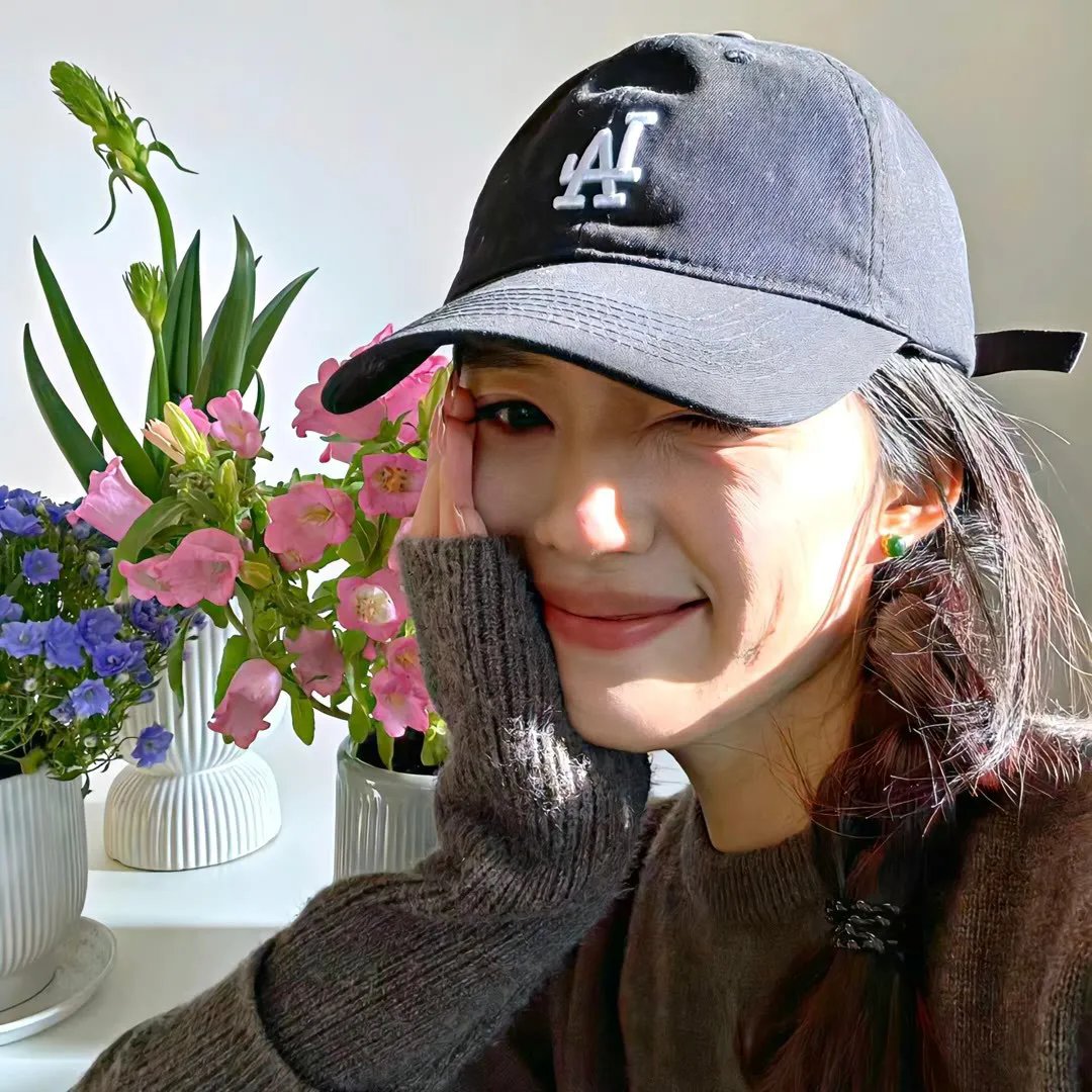 采蘑菇的夫妇